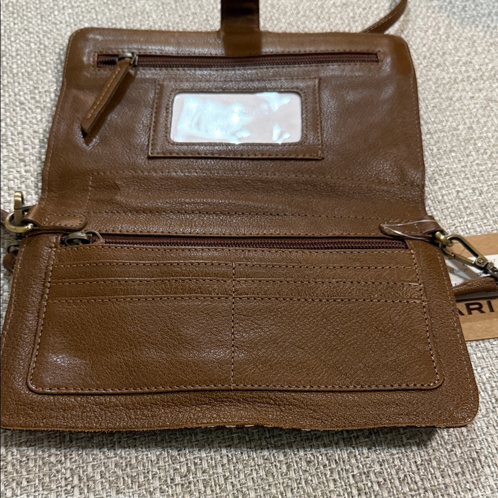 Ariat Multicolor Embroidered Clutch - Picture 3 of 8